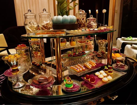 Joel Robuchon by null