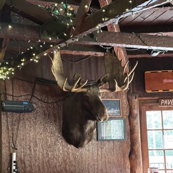 Mt Baldy Lodge - Moose - American Near Me - Mount Baldy, California