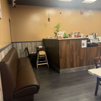 Akira Sushi - Tualatin - Pay area - Sushi Bars Near Me - Tualatin, Oregon Akira Sushi - Tualatin - Pay area - Sushi Bars Near Me - Tualatin, Oregon