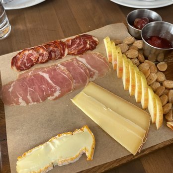 Manhattan Beach Post - Chef's Board - New American Near Me - Manhattan Beach, California