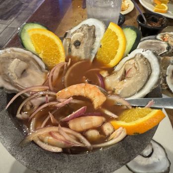 El Puerto De San Blas - Molcajete marinero - Mexican Near Me - Fort Wayne, Indiana