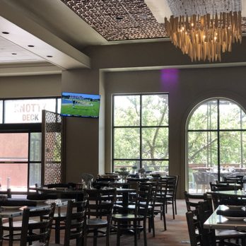 Knotty Deck Kitchen & Bar - Seating inside - Bars Near Me - Austin, Texas