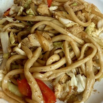 Frank's Noodle House - Stir Fried Hand Pulled Noodles炒面 with pork belly - Chinese Near Me - Portland, Oregon Frank's Noodle House - Stir Fried Hand Pulled Noodles炒面 with pork belly - Chinese Near Me - Portland, Oregon