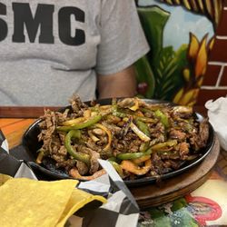 Los Magueyes Mex Belleview - Fajitas