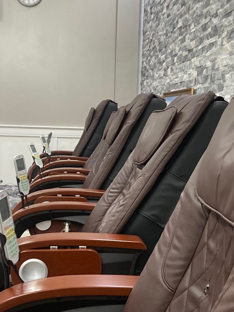 BEST NAIL SALON Updated August 2024 35 Photos & 12 Reviews 1955