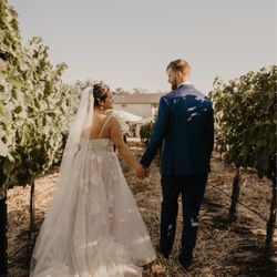 PxelPhoto - Chapin Winery wedding photo