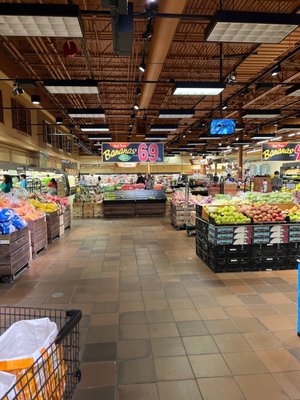 Wegmans by null