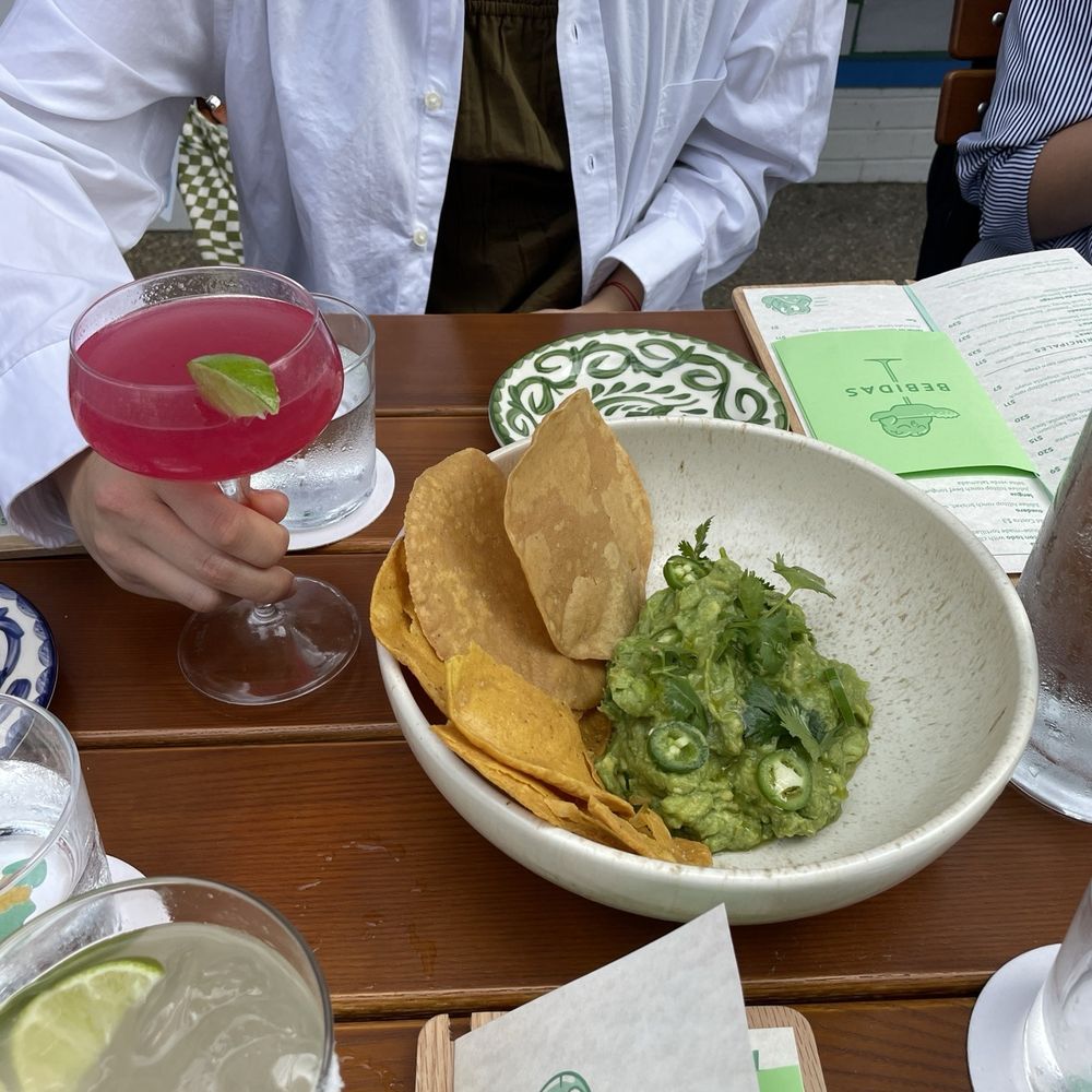 Duo’s - GUACAMOLE - Tacos Near Me - Pittsburgh, Pennsylvania Duo’s - GUACAMOLE - Tacos Near Me - Pittsburgh, Pennsylvania