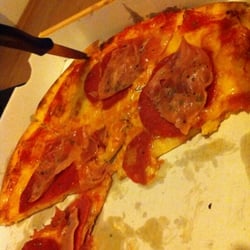 La Pineta - Salami/Schinken Pizza