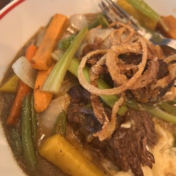 MoCo's Founding Farmers - Yankee Pot roast - New American Near Me - Potomac, Maryland MoCo's Founding Farmers - Yankee Pot roast - New American Near Me - Potomac, Maryland