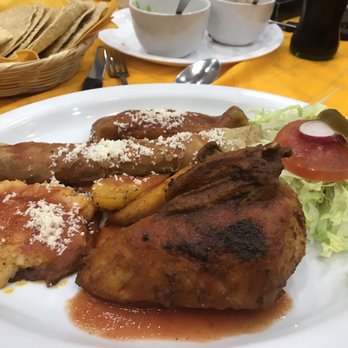 La Chata - Mexican Near Me - Guadalajara, JAL