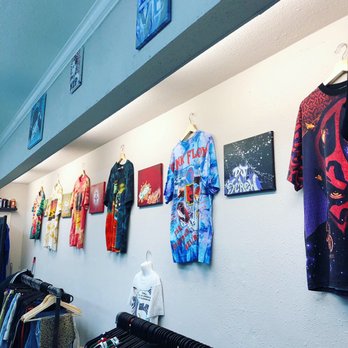 The Hub - Premium Vintage Apparel and Art - Used, Vintage & Consignment Near Me - Houston, Texas The Hub - Premium Vintage Apparel and Art - Used, Vintage & Consignment Near Me - Houston, Texas