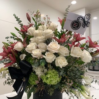 Hani's Flower Design - Florists Near Me - Laguna Hills, California Hani's Flower Design - Florists Near Me - Laguna Hills, California