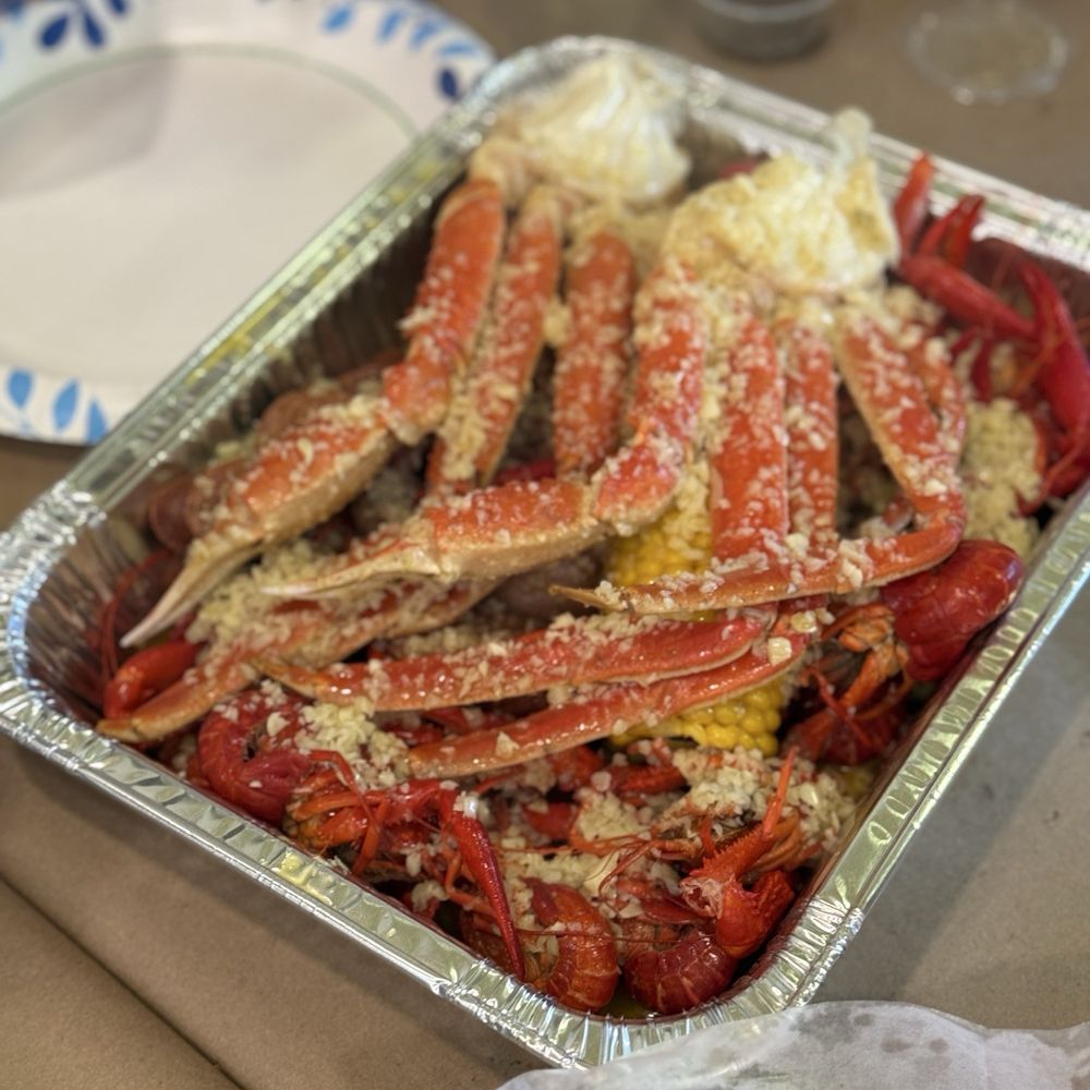 Bubbas Crab House - P3. Snow Crab plate - Cajun/Creole Near Me - Rowland Heights, California Bubbas Crab House - P3. Snow Crab plate - Cajun/Creole Near Me - Rowland Heights, California