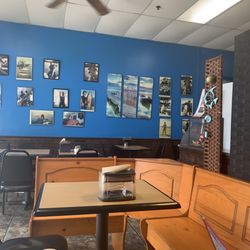 El Buzo - Seating area