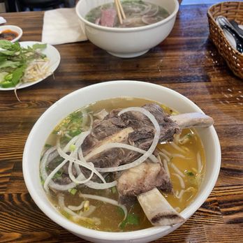Ribs & Broth - Beef rib pho - Vietnamese Near Me - Waipahu, Hawaii Ribs & Broth - Beef rib pho - Vietnamese Near Me - Waipahu, Hawaii