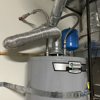 Pacific Sunshine Plumbing - Flue pipe installed wrong. - Plumbing Near Me Pacific Sunshine Plumbing - Flue pipe installed wrong. - Plumbing Near Me