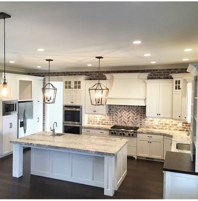 Dream Design Construction Logo