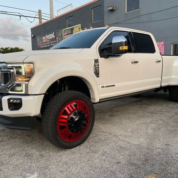 Wheel Fix It - Sitting nice! custom, wheel tires paint work - Wheel & Rim Repair Near Me - Hialeah Gardens, Florida Wheel Fix It - Sitting nice! custom, wheel tires paint work - Wheel & Rim Repair Near Me - Hialeah Gardens, Florida
