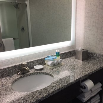 Holiday Inn Express Nags Head Oceanfront - Hotels Near Me - Nags Head, North Carolina Holiday Inn Express Nags Head Oceanfront - Hotels Near Me - Nags Head, North Carolina