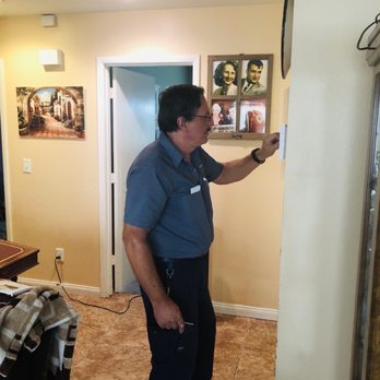 Air Pro Master Air Conditioning Repair & Installation - Frank checking my air conditioning! - Plumbing Near Me - Las Vegas, Nevada Air Pro Master Air Conditioning Repair & Installation - Frank checking my air conditioning! - Plumbing Near Me - Las Vegas, Nevada