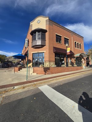 Golden Diner by null