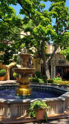 Tlaquepaque Arts & Shopping Village by null