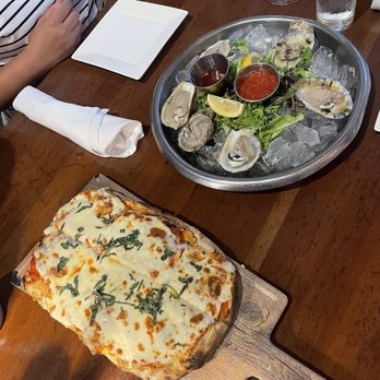 McLoone's Boathouse - Margherita Flatbread and oysters - New American Near Me - West Orange, New Jersey McLoone's Boathouse - Margherita Flatbread and oysters - New American Near Me - West Orange, New Jersey