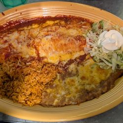 Orlando's Mexican Restaurant - Smothered chicken burrito