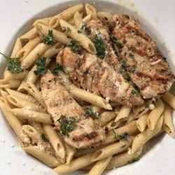 Tomato And Basil - Chicken scampi