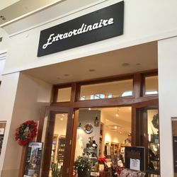 Extraordinaire Art Show & Emporium