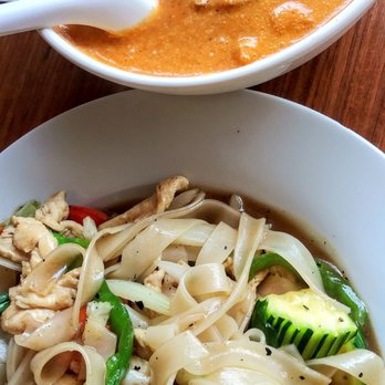 Thai Cafe - Massaman Curry &  Pad Kee Mao - Thai Near Me - Temple, Texas
