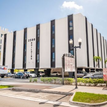 Russell Ficara, DC - Office building - Chiropractors Near Me - Hollywood, Florida Russell Ficara, DC - Office building - Chiropractors Near Me - Hollywood, Florida