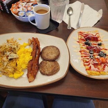Seven Mile Cafe - Breakfast & Brunch Near Me - Denton, Texas
