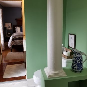 Pine Gardens Bed & Breakfast - Bed & Breakfast Near Me - Waseca, Minnesota Pine Gardens Bed & Breakfast - Bed & Breakfast Near Me - Waseca, Minnesota