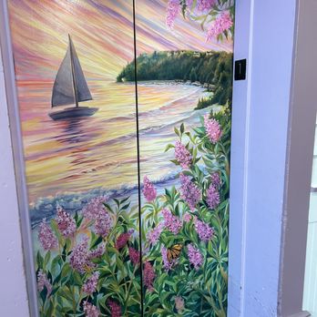 Lilac Tree Suites & Spa - Beautifully painted elevator door - Hotels Near Me - Mackinac Island, Michigan Lilac Tree Suites & Spa - Beautifully painted elevator door - Hotels Near Me - Mackinac Island, Michigan
