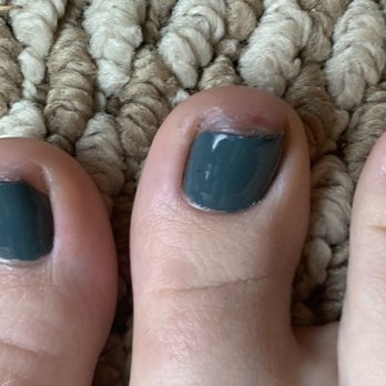 3D Nails - Still polish on my skin that wasn't removed - Nail Salons Near Me - Kenvil, New Jersey