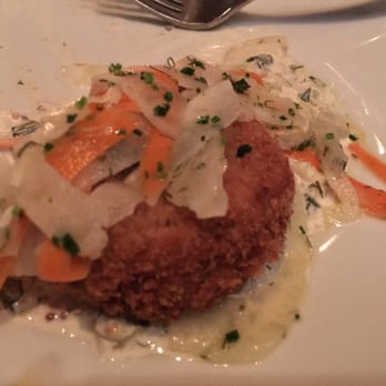 Victor - Crab Cakes Remoulade - American Near Me - Toronto, Ontario