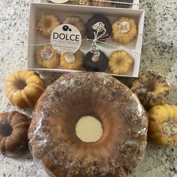 Dolce Monachelli's - Bakeries Near Me - Fullerton, California