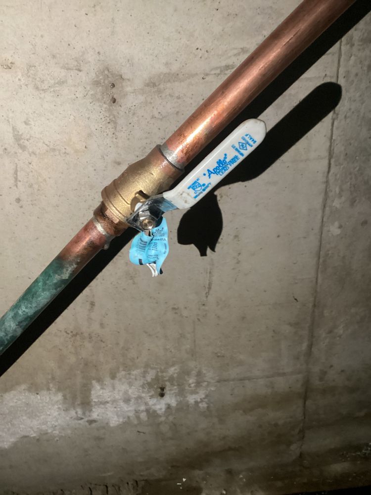 Slide of Luxe Plumbing