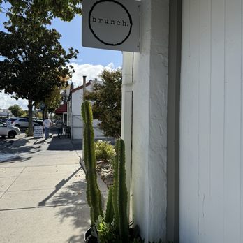 Brunch - Breakfast & Brunch Near Me - Paso Robles, California