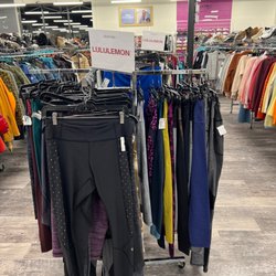 Plato's Closet -  Novi
