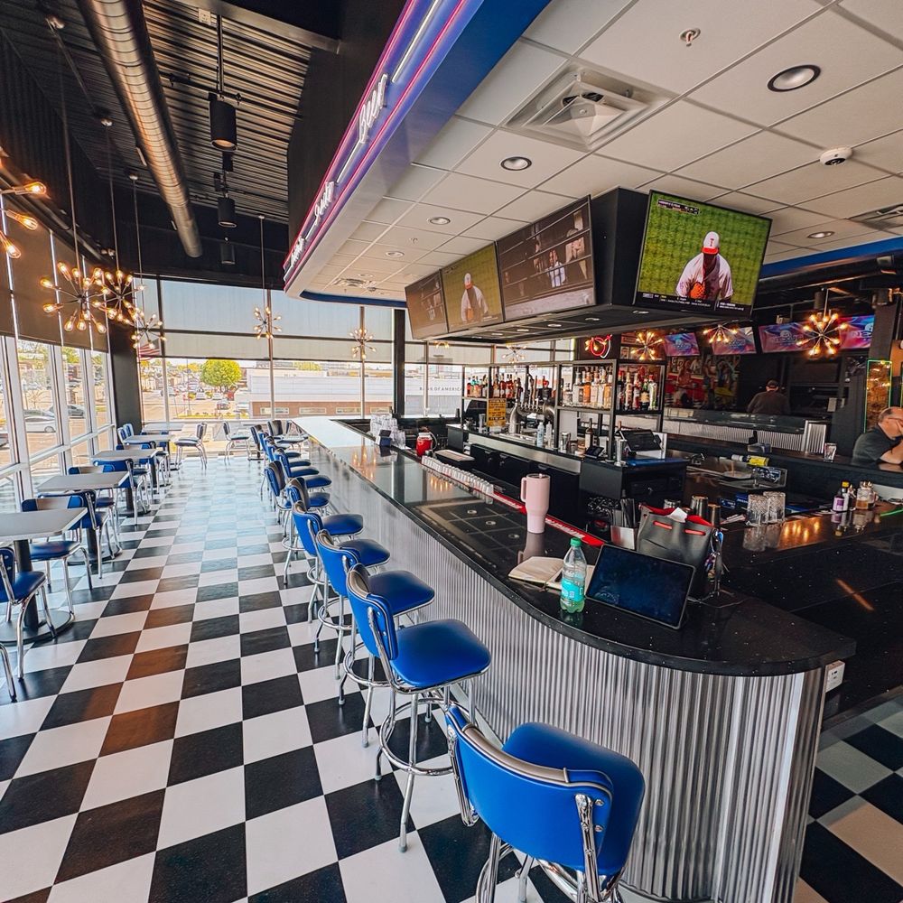 Tastyland - Tipsyland Bar - Ice Cream & Frozen Yogurt Near Me - Monroeville, Pennsylvania Tastyland - Tipsyland Bar - Ice Cream & Frozen Yogurt Near Me - Monroeville, Pennsylvania