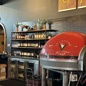 La Cantina Winery - Pizza stone - Wine Tasting Room Near Me - Franklin, Massachusetts La Cantina Winery - Pizza stone - Wine Tasting Room Near Me - Franklin, Massachusetts