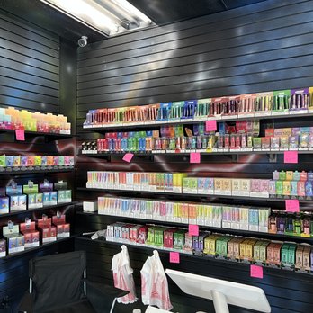 elf bar vape uk Moshis Tobacco & Vape - Reviews, Photos & Phone Number - Updated April 2026  - Vape Shops in Lake County, Illinois (IL) main image 1