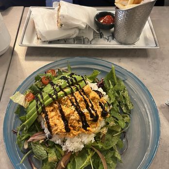 Bon Cafe Et Restaurant - Spicy Tuna Bowl - Cafes Near Me - Sunnyside, New York