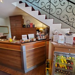 Boutique-Hotel und Apartments AM ESSIGMANNGUT*** - Front desk