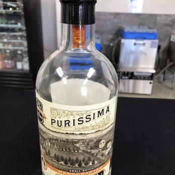 Half Moon Bay Distillery - Distilleries Near Me - Half Moon Bay, California