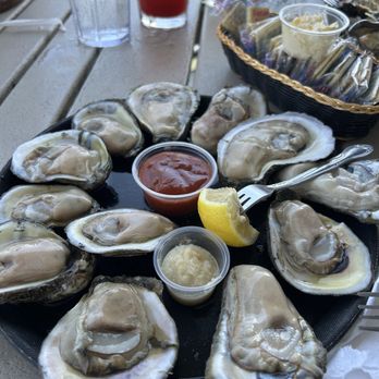 McElroy's Harbor House - Fresh oyster - Seafood Near Me - Biloxi, Mississippi