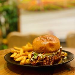 Ai Pono Café - Da"Side" Chick (Chicken Sandwich) with fries